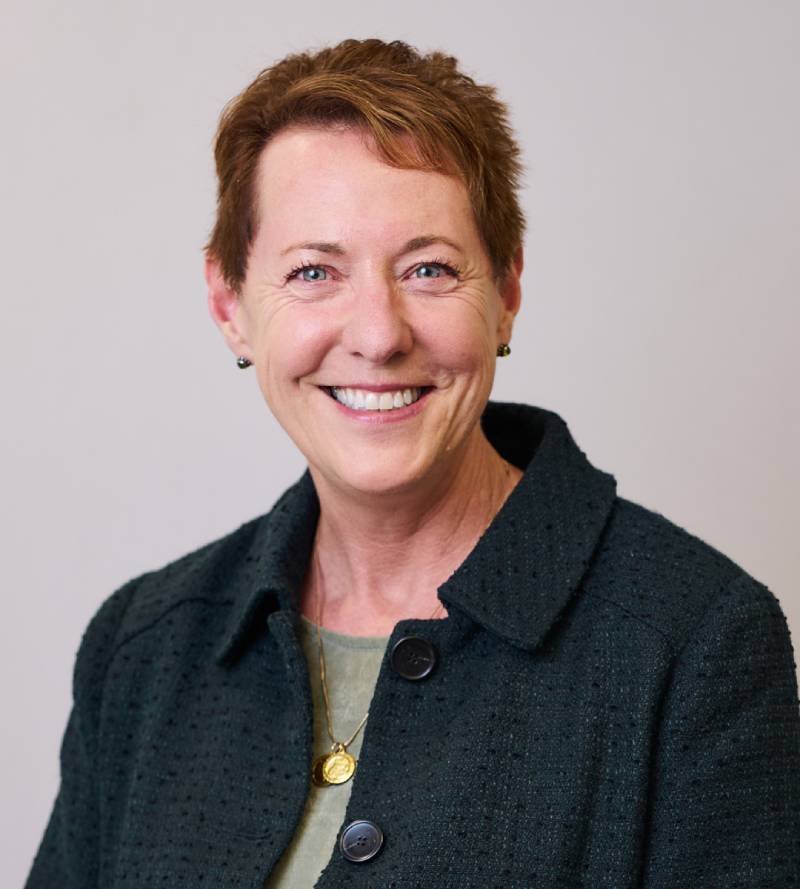 margaret dawson Headshot